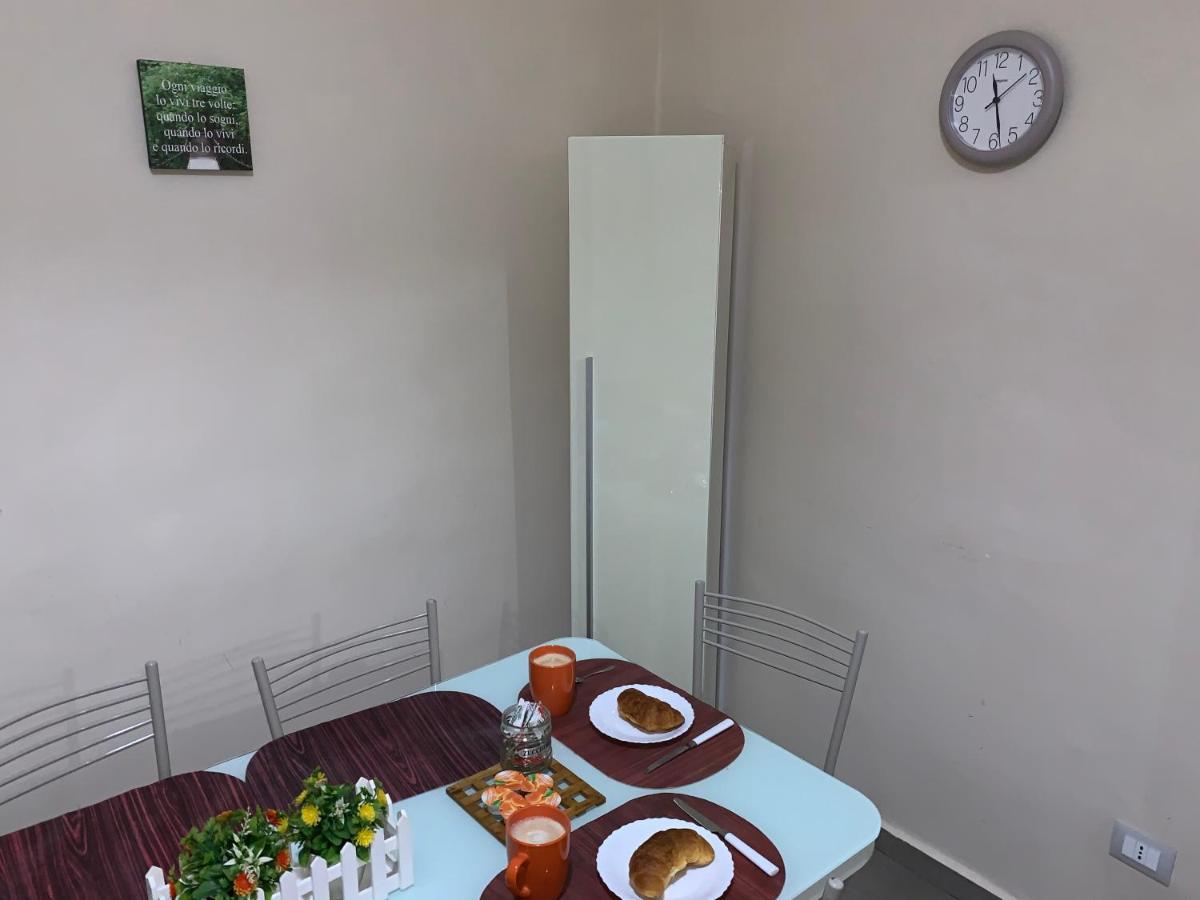 B&B Family Martone Castellammare di Stabia Bagian luar foto